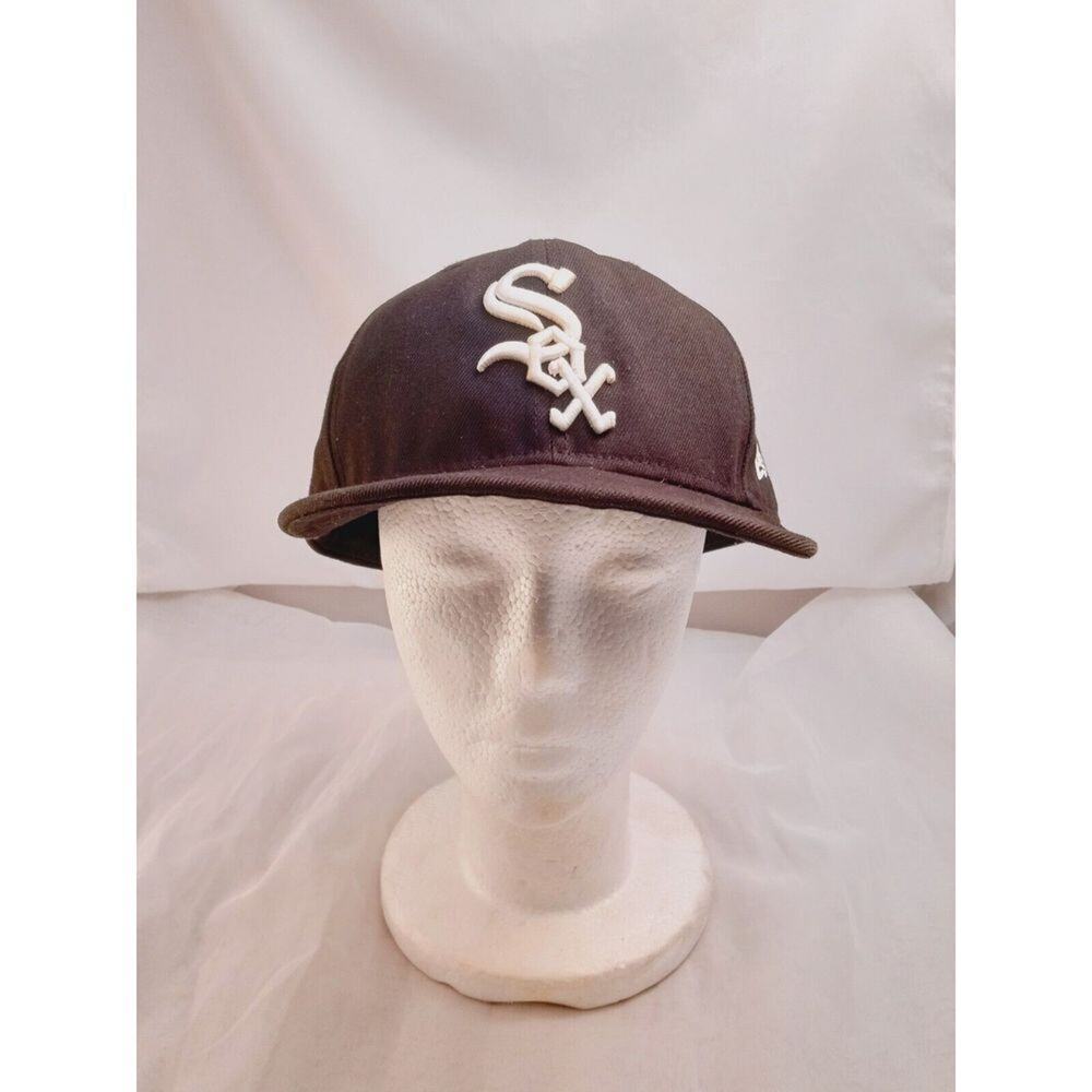 MLB Chicago White Sox Hat Cap Fitted 7 5/8 Black White‎ ~ New Era